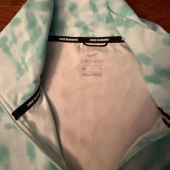 Nike Dri-FIT Lightweight Abstract Teal Running Jacket Size Small Like new - Picture 7 of 8